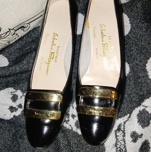 Salvatore Ferragamo black leather ladies heels size 7 made in Italy
